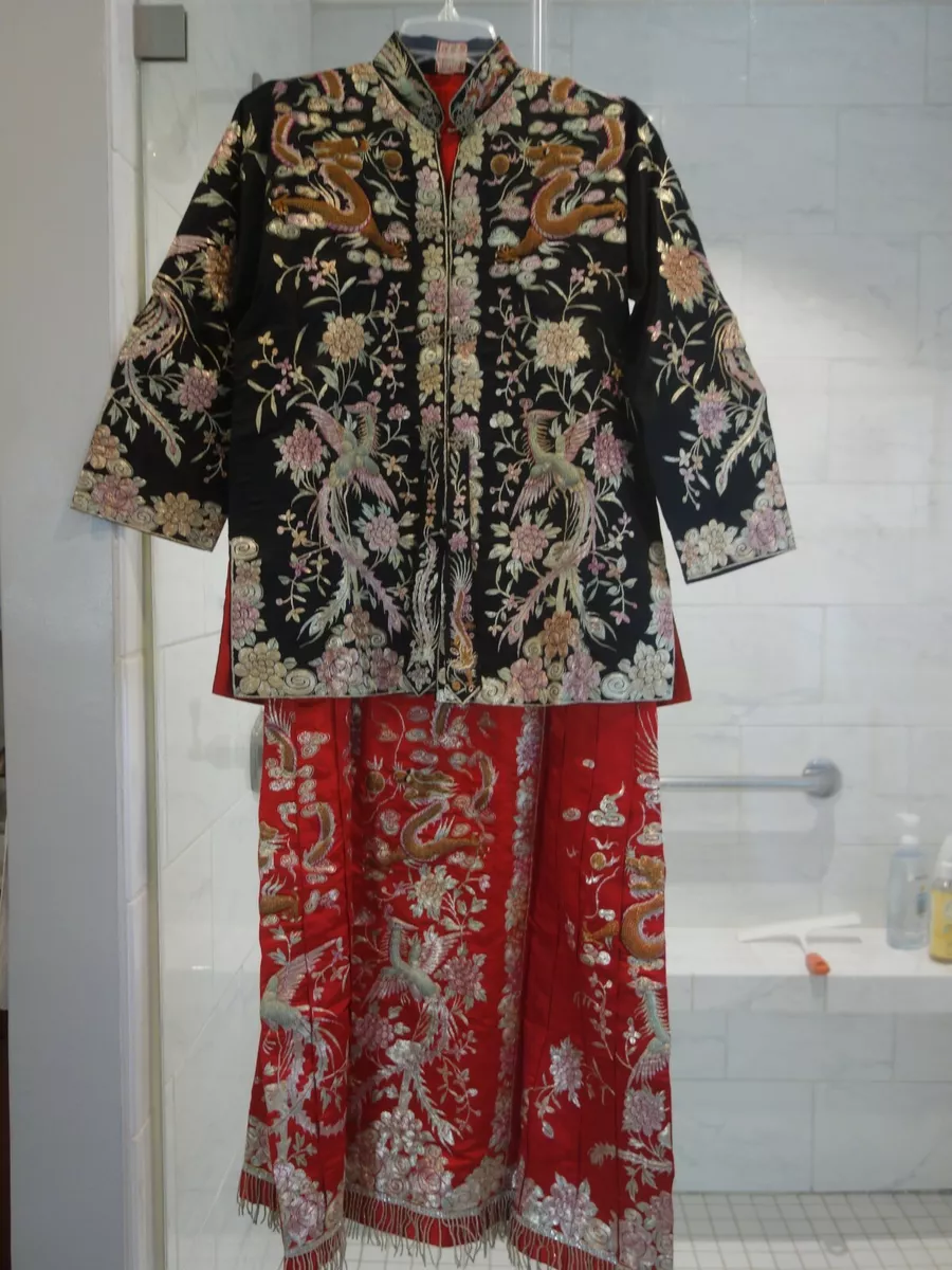 Vintage 1940s Chinese wedding embroidered robe jacket skirt gun
