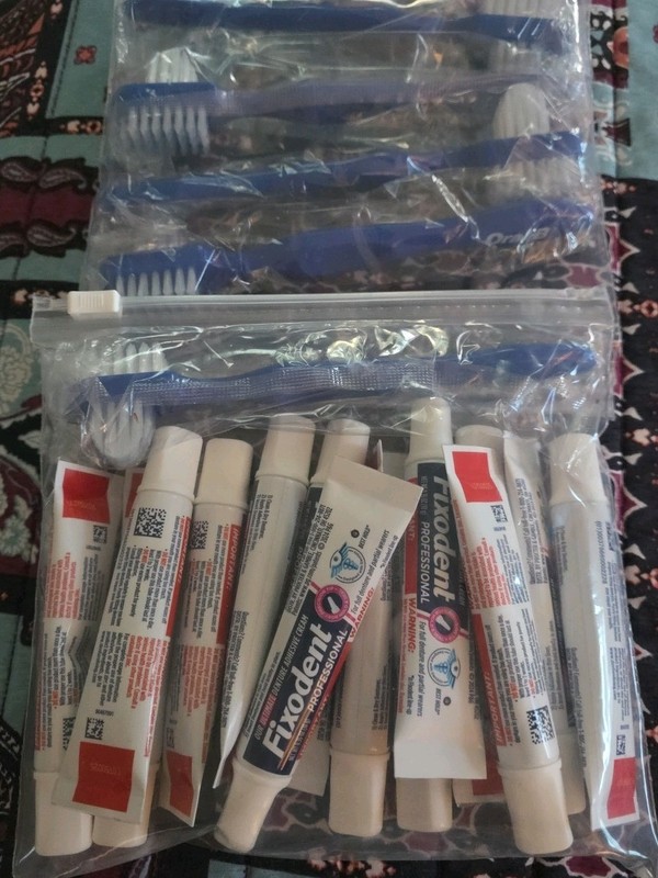 Fixodent Travel Sample 14 Tubes .35 Oz And Denture Brush 5 Sealed