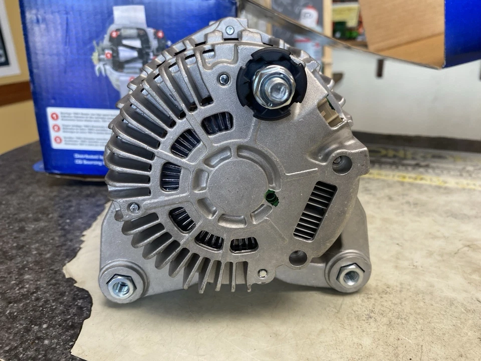 Alternador para Nissan Sentra 2,0 L 2009-2012 23100-ZW40A 23100-ZW40B Foto 2 de 4