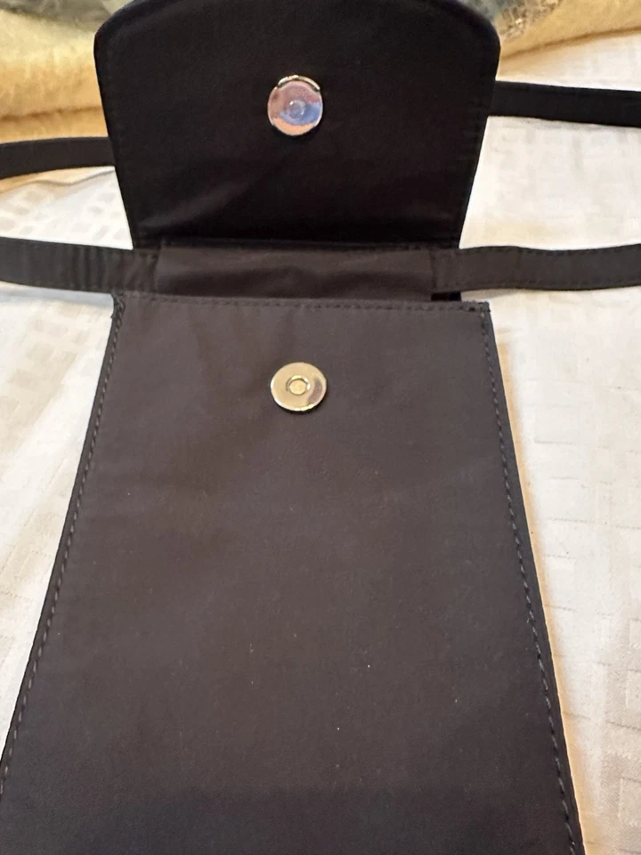 Bolsa tiracolo Athleta All About Phone mini bolsa preta microfibra bolso com zíper - Imagem 3 de 4