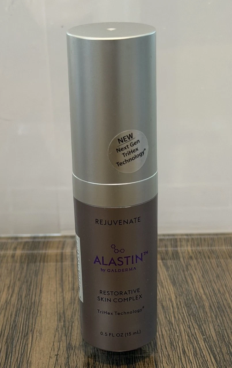 Alastin Restorative Skin Complex with Next Gen TriHex Technology 0.5oz/15ml *NEW
Opens in a new wind