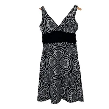 Patagonia Size Small Margot Dress Mosaic Black Organic Cotton V-Neck Stretch