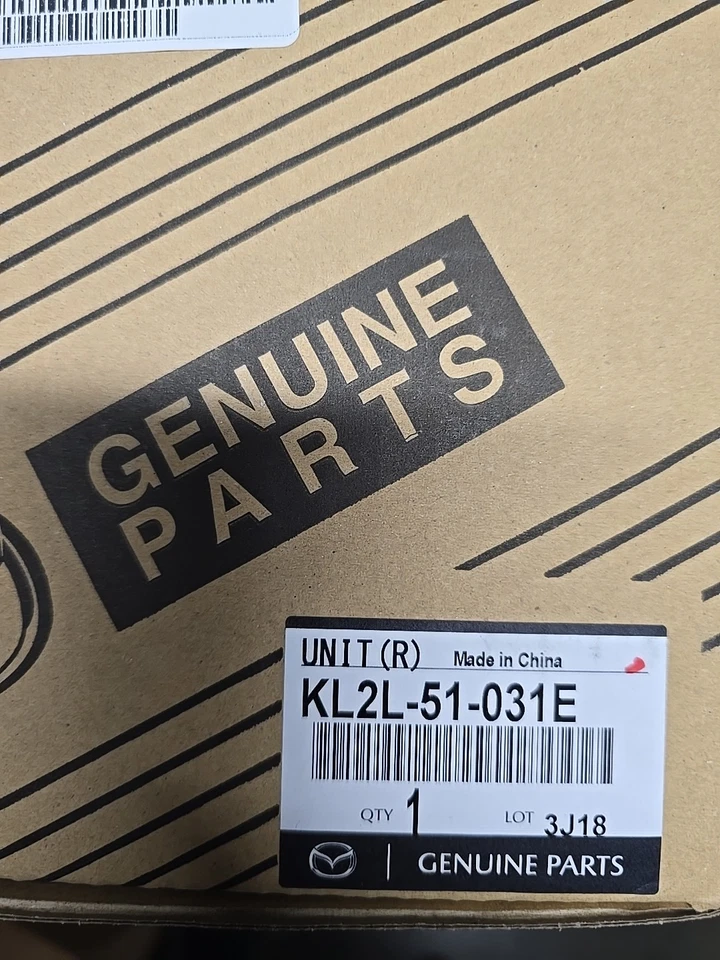 Оригинальная фара в сборе для Mazda KL2L-51-031E - Изображение 2 из 2