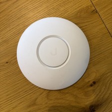 Ubiquiti UniFi Nano-HD 4x4 MU-MIMO Wi-Fi 5 PoE Access Point