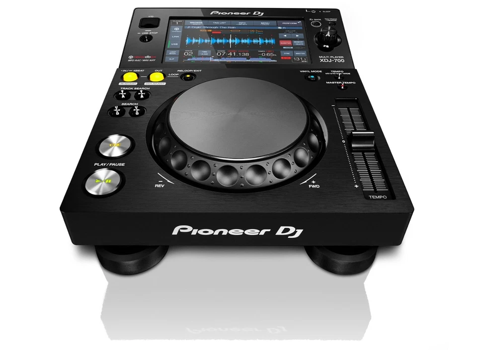 Pioneer DJ XDJ-700 Compact Digital Deck Turn Table  rekordbox Compatible - Image 2 of 4