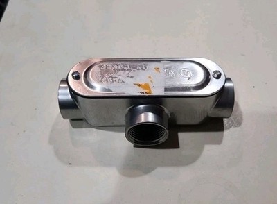Rigid 1'' T Threaded Conduit Body and Cover E2D4093