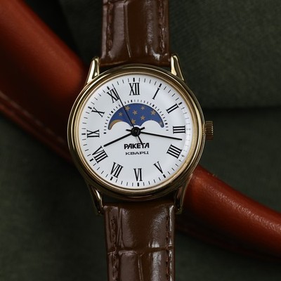 Raketa Quartz real moon phases calendar, wrist watch Moon, Soviet style Roket
