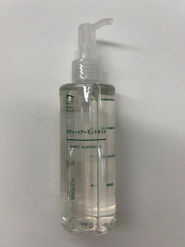 MUJI Sweet Almond Oil 200ml | Body & Face Moisturizing Oil [Japan Authentic] - Picture 4 of 5