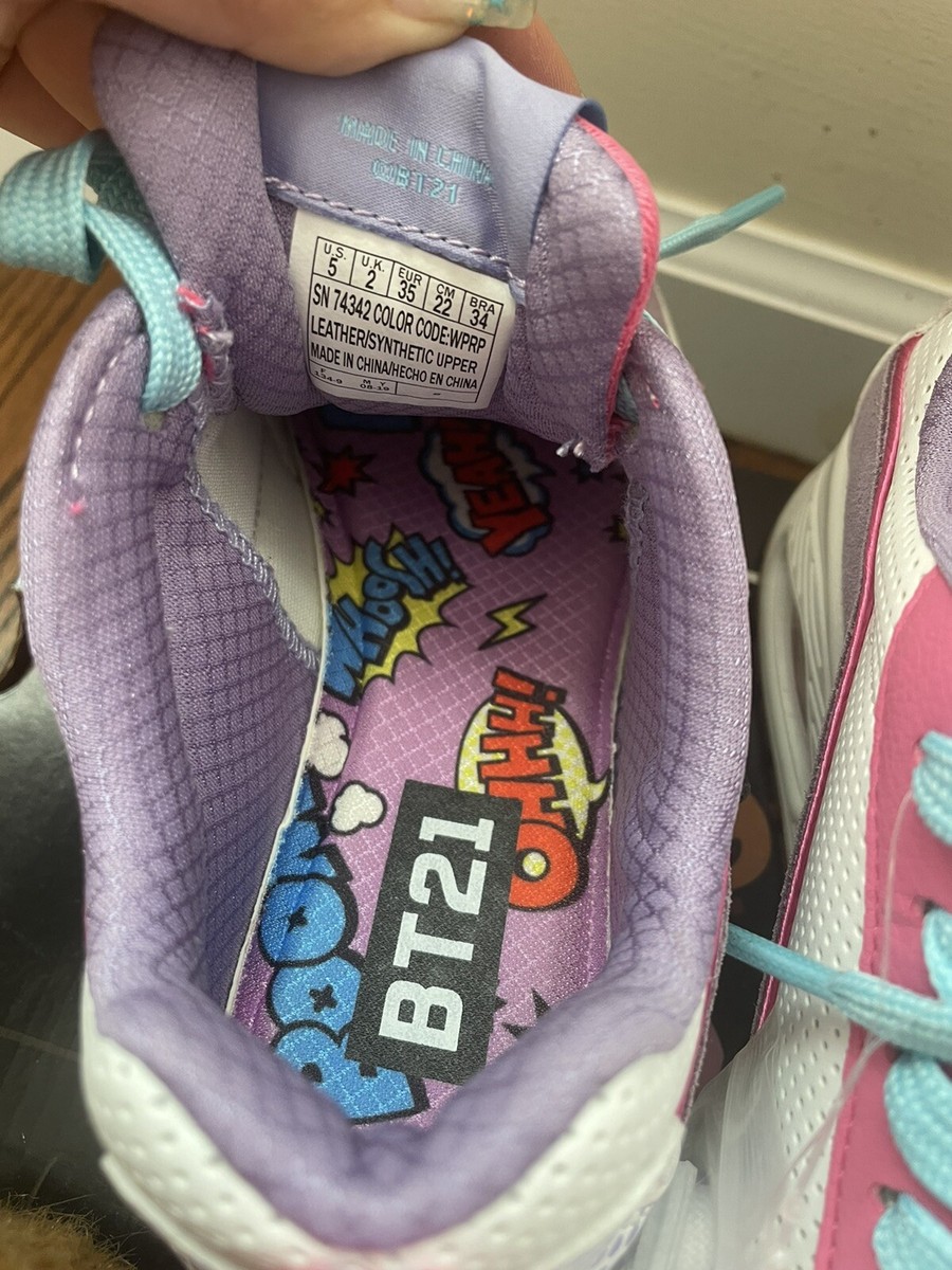 NWB Sketchers X BT21 Limited Edition Sneakers MANG Womens Size