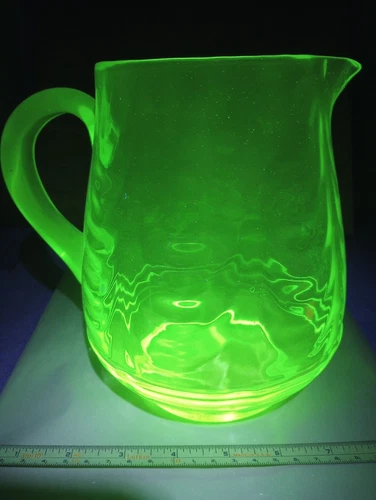 Vintage Green Depression Uranium Glass Pitcher UV Reactive Glow Ex Condition