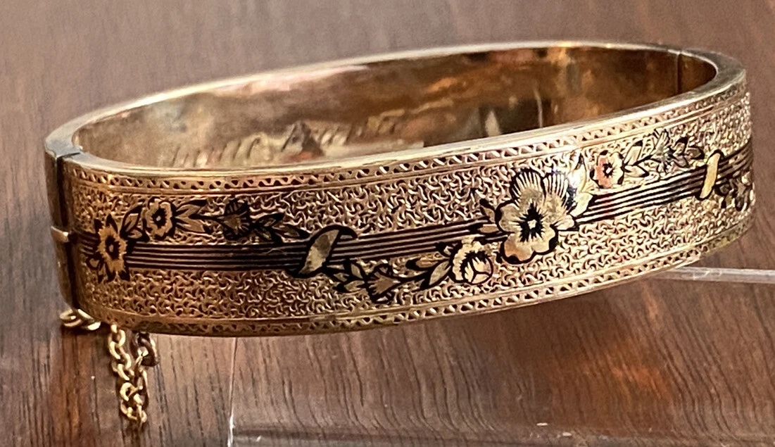 Antique Victorian Taille D epargne 10k Yellow Gold Black Enamel