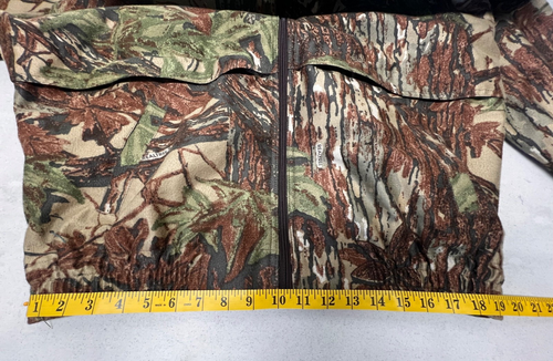 VINTAGE CABELA'S MEN'S REALTREE CAMO UNLINED BOMBER HUNTING JACKET - Picture 12 of 15