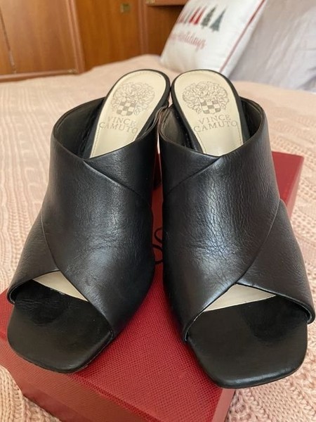 Women Vince Camuto Sandals Black Leather 35.5