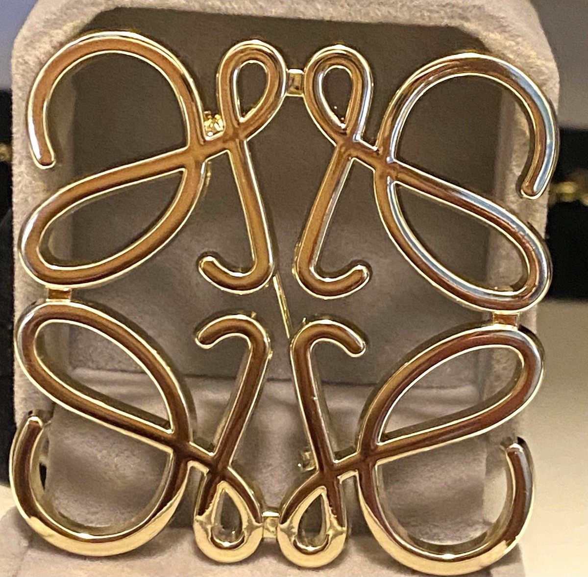 Loewe Anagram brooch Luxury Jewelry Gold Plated 2X2 inch Women's