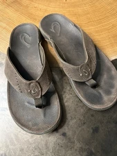 OLUKAI MENS LEATHER NUI THONG SLIDE SANDALS MENS 10 M