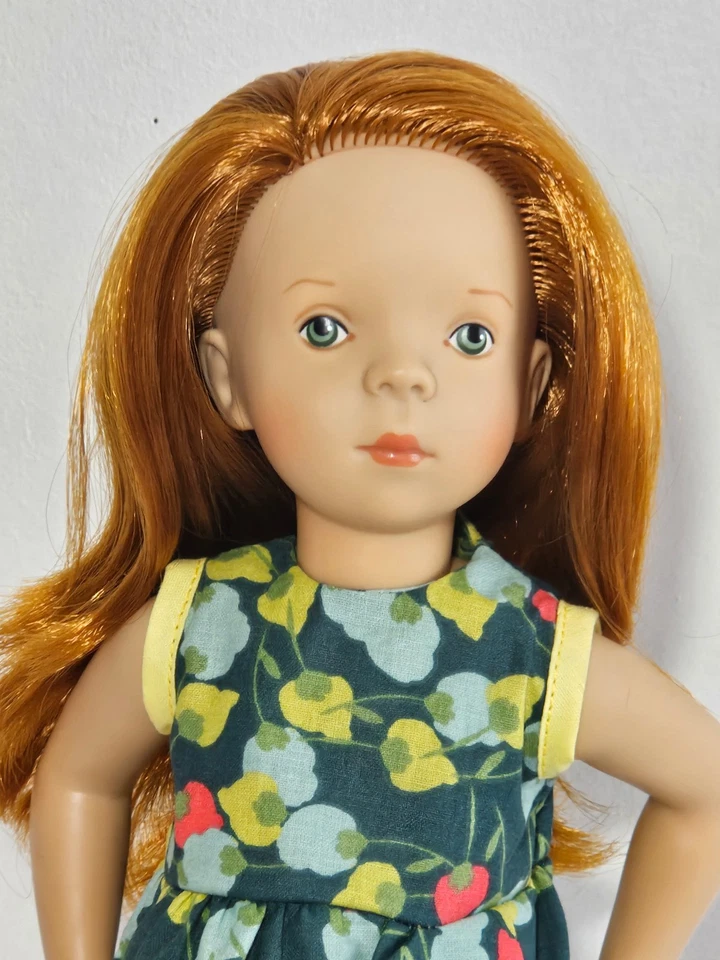 Poupée Minouche Lyana - Petitcollin - Photo 1/4