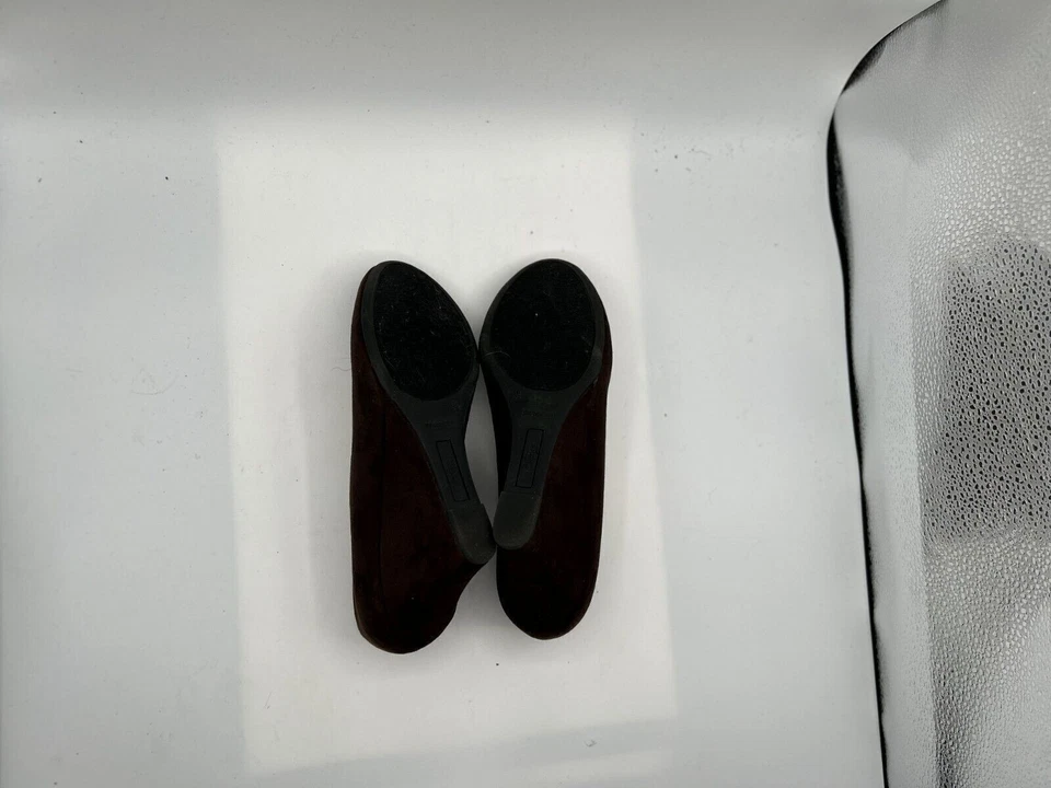 Alex Flex Comfort Court Heels Women's Sz 9.5 17203S1931 Brown Faux Suede - Image 4 of 4