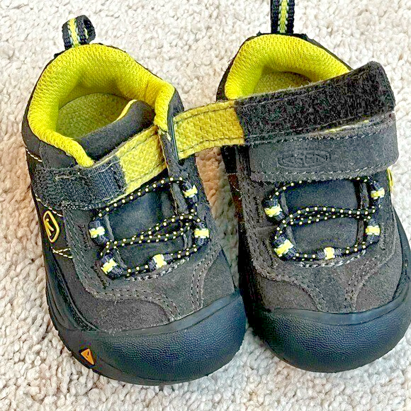 Scarpe bambini Keen Targhee IV impermeabili con una cinghia antiscivolo escursionismo outdoor bambino 4