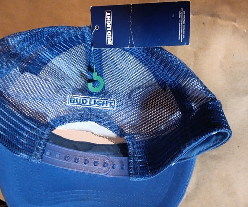 Bud Light Dilly Dilly Trucker Hat-Snapback Cap NEW WITH TAGS Embroidered. - Picture 6 of 15