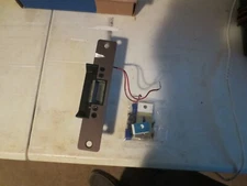 Adams-Rite 7130-540 door strike - used