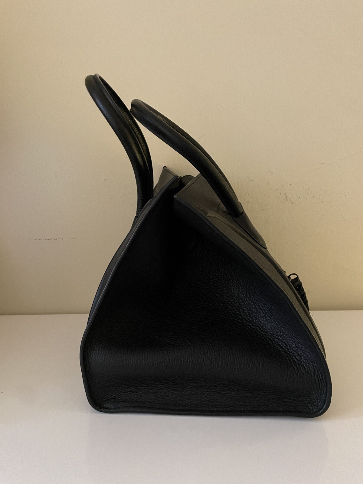 Authentic Celine Medium Black Phantom Tote Bag Ca… - image 8