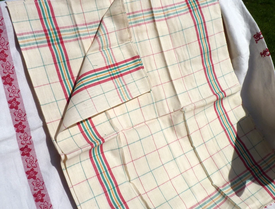 LOT DE 3 ANCIENS TORCHONS EN TOILE METIS, jamais utilisés - Photo 3/3