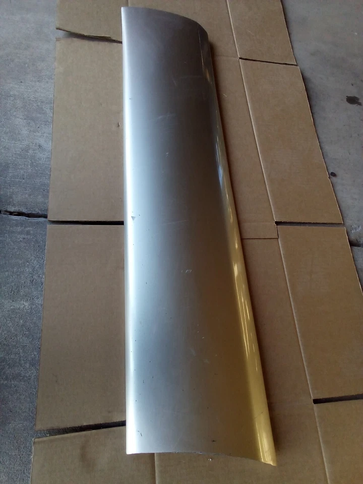 Toyota 4 Runner 2003-2004 moldura de puerta del lado del pasajero delantero derecho OEM Foto 4 de 4