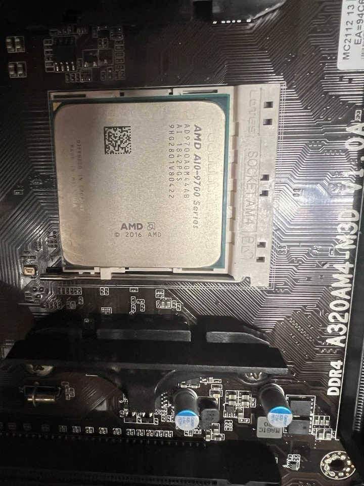 AMD  A10-9700 3.5GHz and a320am4-m3d ddr4 and fan - Image 2 of 3
