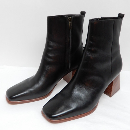 Marc Fisher Women's Floria Black Leather Bootie Square Toe SZ 8M EUC