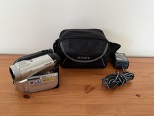 Sony Handycam DCR-DVD110E Handheld DVD-RW Camcorder Silver Tested Full Set