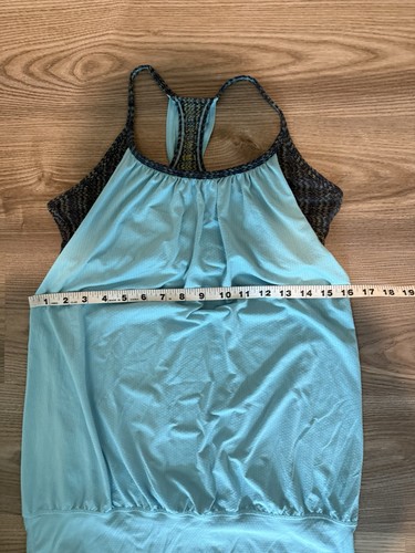 Lululemon No Limits Blue Tank Top Built In Bra Size 6 Workout Yoga - Picture 9 of 16