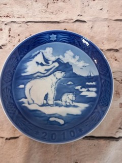 Royal Copenhagen 2010 Christmas Plate In Original Box VGC