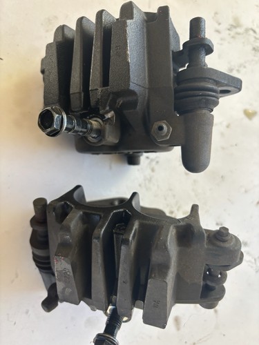 09-11 Kawasaki ER650 Front Brake Calipers - Foto 7 di 7