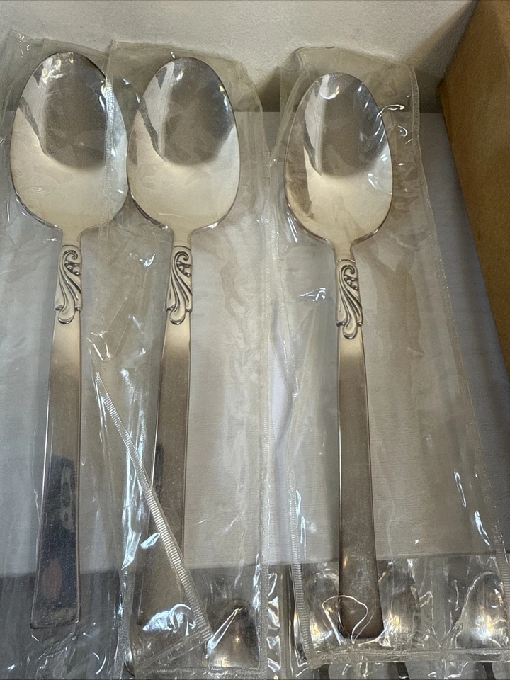 Conjunto de Talheres Nobility Wind Song ~ Vintage 1947 35 Peças - Imagem 3 de 4