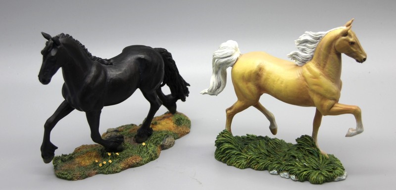 Danbury Mint 2 Noble Steads Saddlebred & Friesian MUst l@@k
