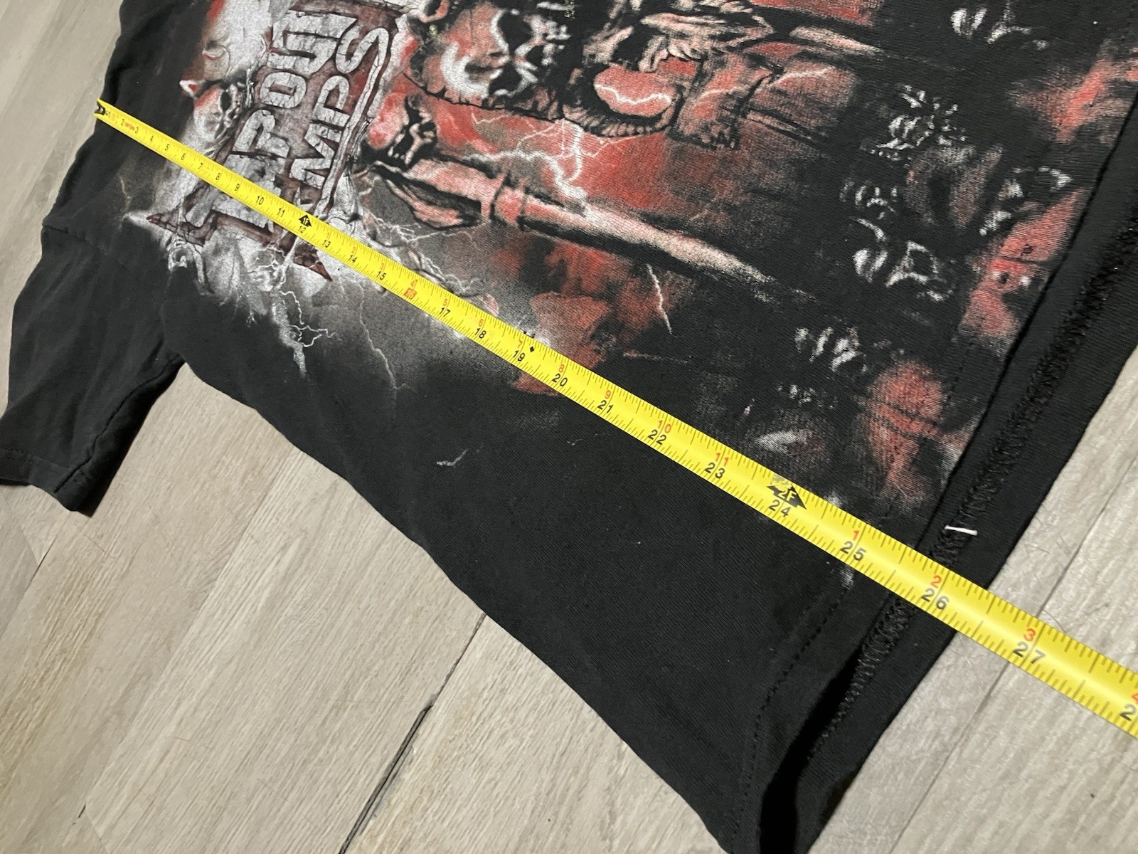 Tapout MPS Viking Skulls Goth Shirt Size Medium Grunge Y2K MMA UFC