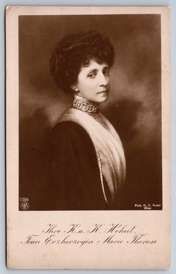 Postcard of Archduchess Elisabeth Franzis AKA Infanta Maria Teresa of Portugal