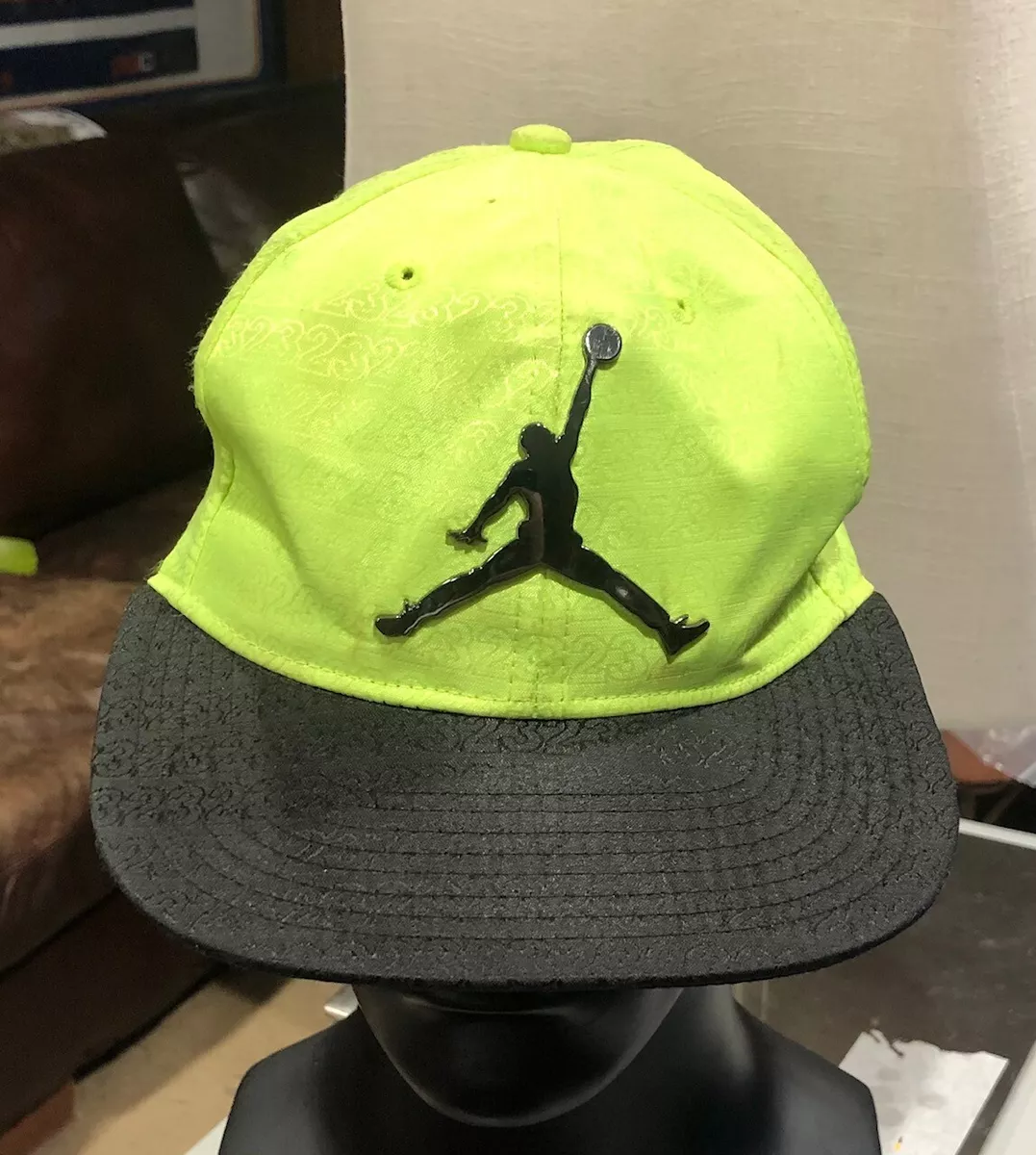 Casquette chapeau jeunesse jaune n on noir Nike Air Jordan Jumpman 23 A