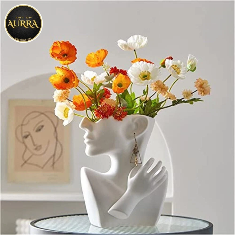 Unique Modern Face Vase for Creative Decoration.
