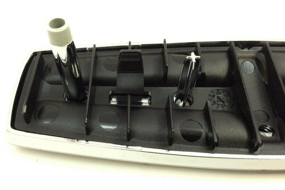 2016-2018 年林肯 MKX 铬前保险杠星星标志徽章原始设备制造商 FA1Z-5842528-G — 第 3/4 张图片