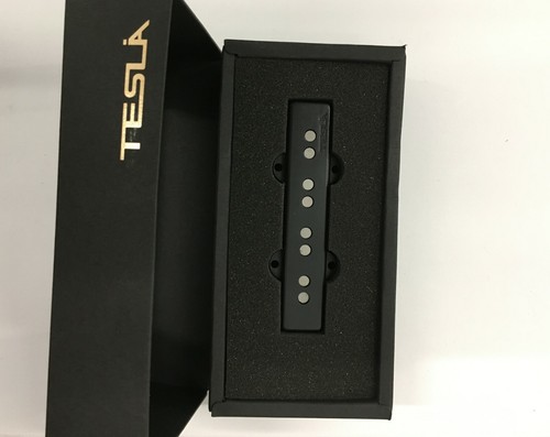 Tesla vr b3