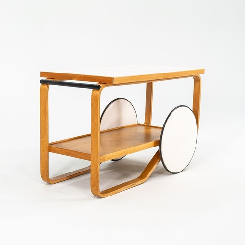 1950s Alvar and Aino Aalto for Artek Tea Trolley 901 in Birch with Ceramic Tile - Picture 4 of 12