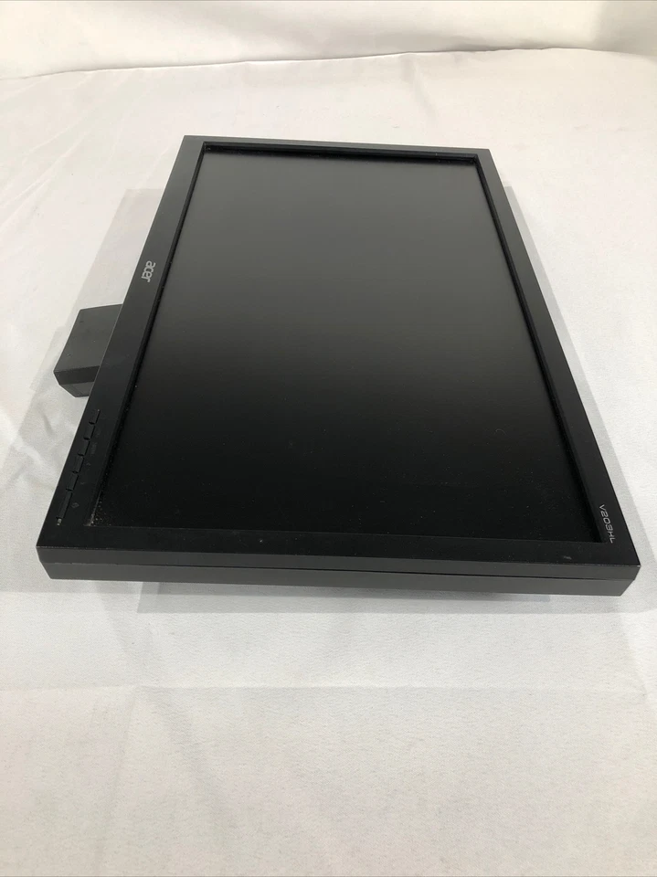Acer Monitor Model V203HL 20 Inch with Stand - Image 4 of 4
