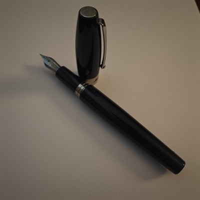 Montegrappa Fortuna Midnight Blue Fountain Pen M Nib