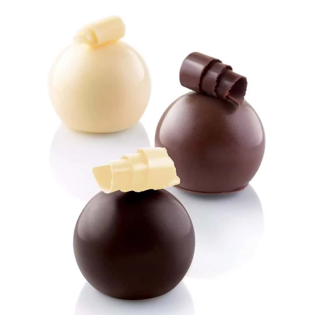 Silicone Mold 15 Single Portion Truffles 20 32x28mm SILIKOMART - Semifreddo