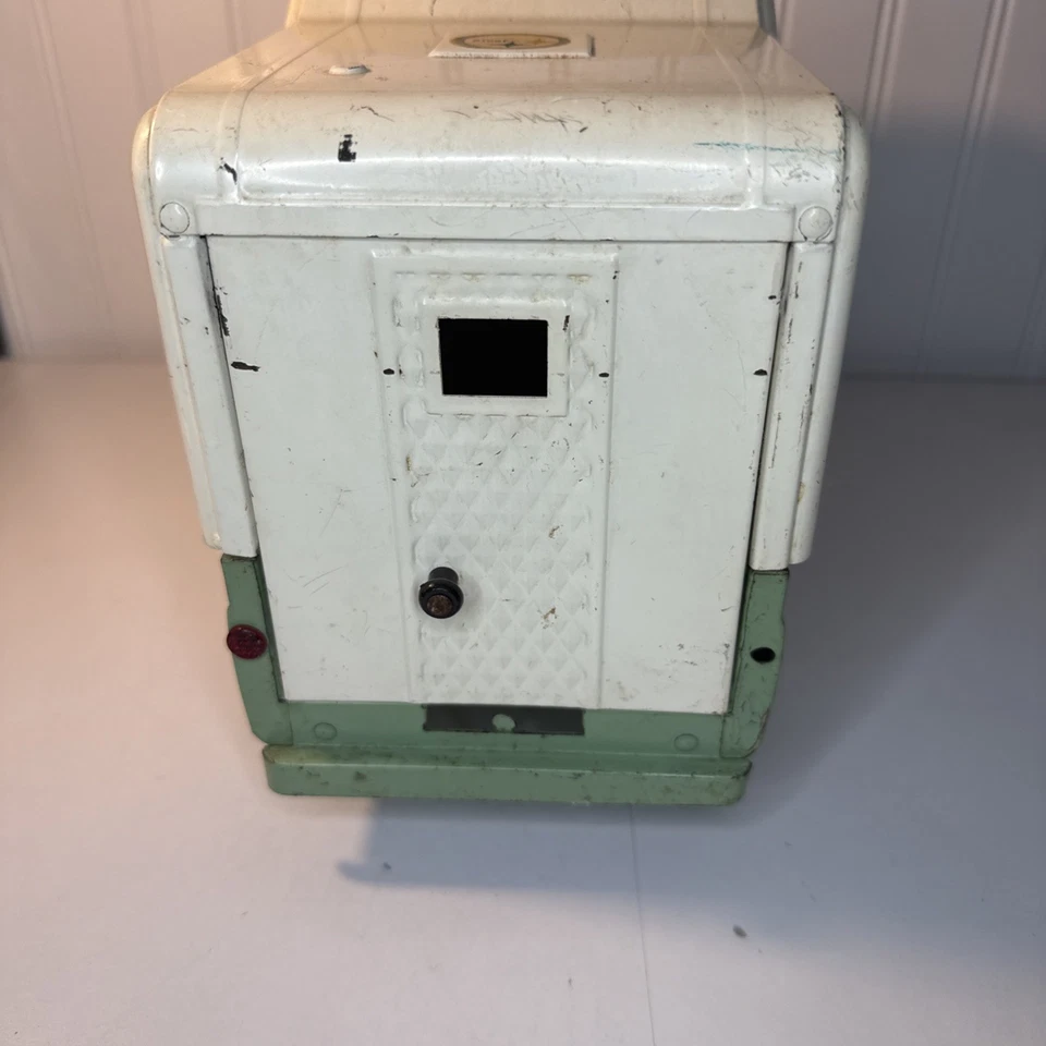 Camión cámper Tonka vintage años 60 neumático de repuesto y maletas leer* Foto 4 de 4