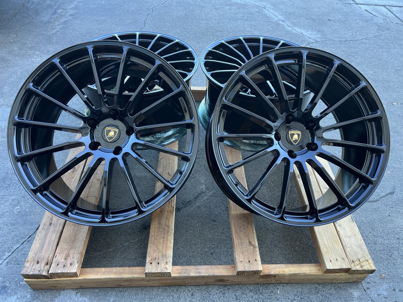 22” LAMBORGHINI URUS PERFORMANTE Factory OEM Stock Original SIRENIS Wheels Rims