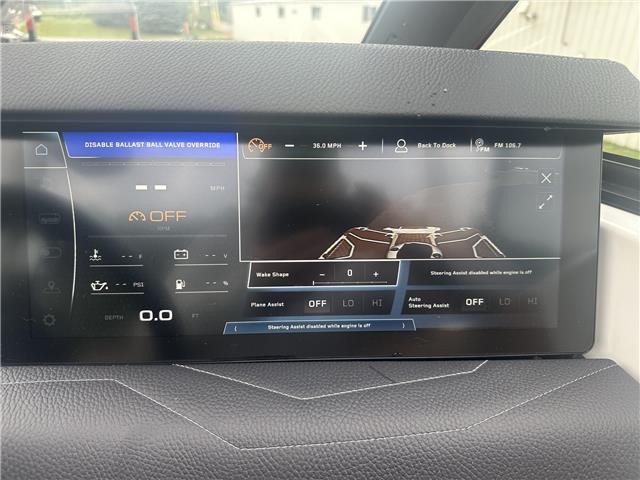 2025 Nautique G23  Victory Red