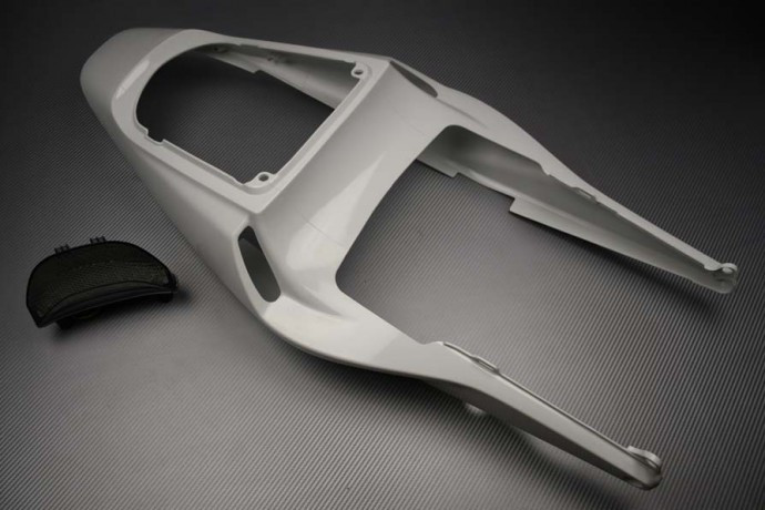 Carénage arrière à peindre avec feu arrière fumé pour Honda CBR600RR 03-04