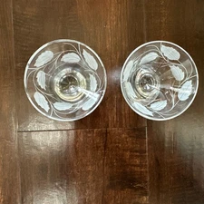 Set Of 2 Stemless Martini Cordial Cocktail Glasses Etched Leaves Weighted Base